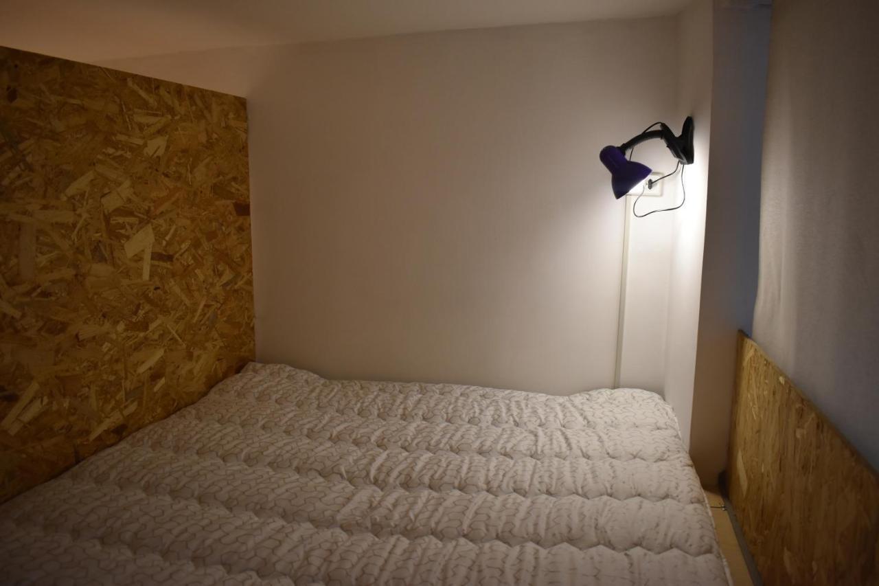 Sleep Studio Hostel เยเรวาน ภายนอก รูปภาพ