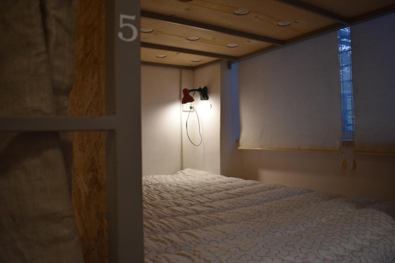 Sleep Studio Hostel เยเรวาน ภายนอก รูปภาพ