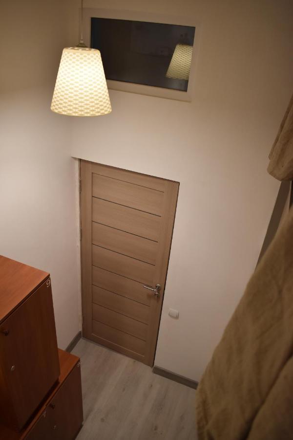 Sleep Studio Hostel เยเรวาน ภายนอก รูปภาพ