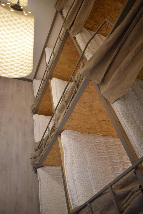 Sleep Studio Hostel เยเรวาน ภายนอก รูปภาพ