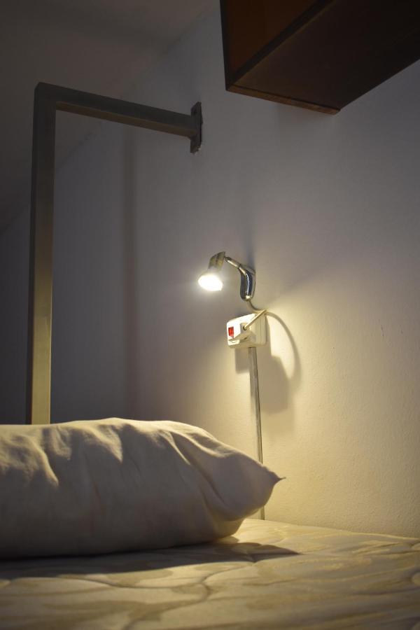 Sleep Studio Hostel เยเรวาน ภายนอก รูปภาพ