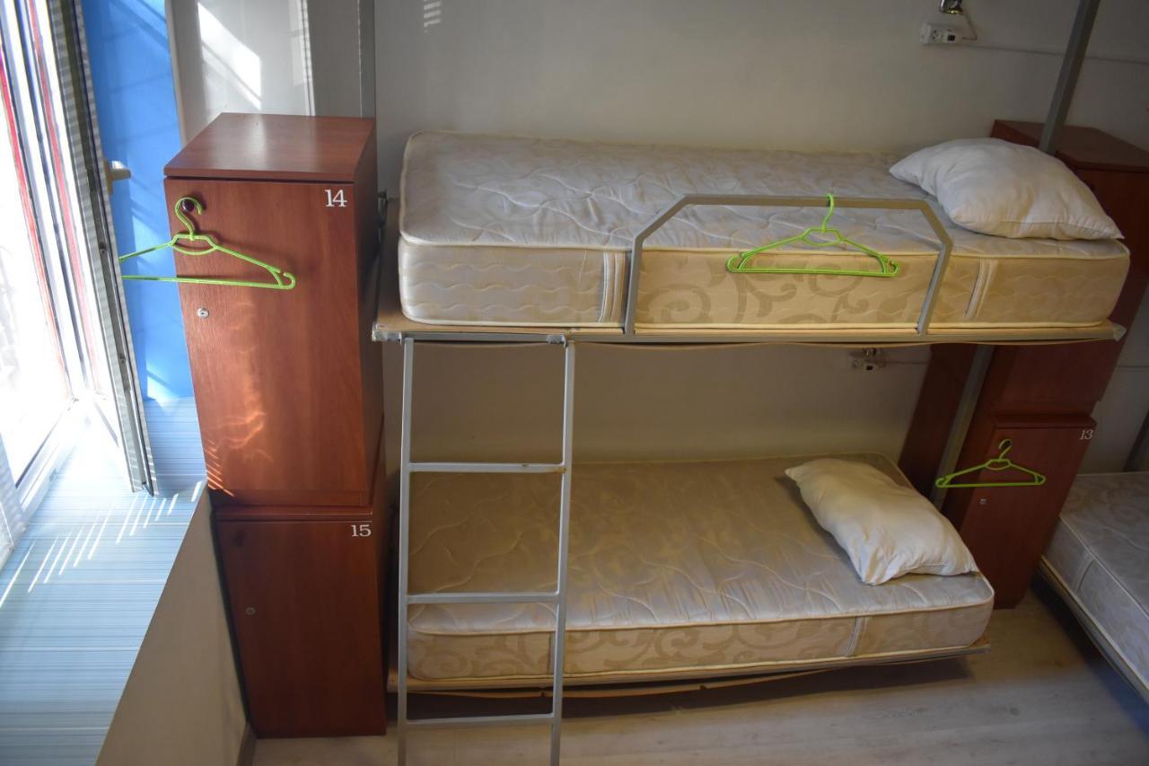 Sleep Studio Hostel เยเรวาน ภายนอก รูปภาพ