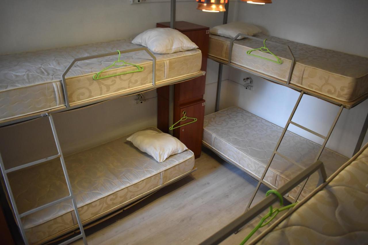 Sleep Studio Hostel เยเรวาน ภายนอก รูปภาพ