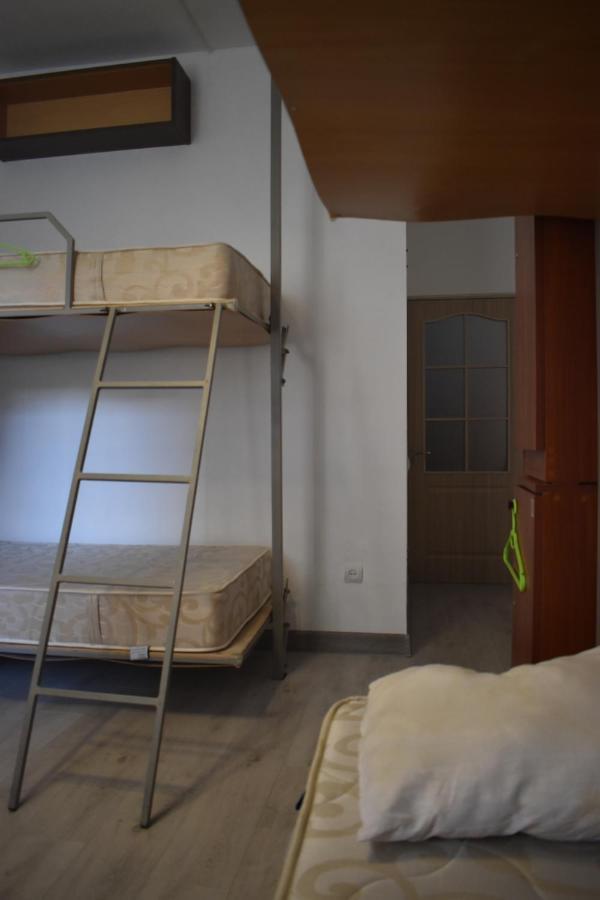 Sleep Studio Hostel เยเรวาน ภายนอก รูปภาพ
